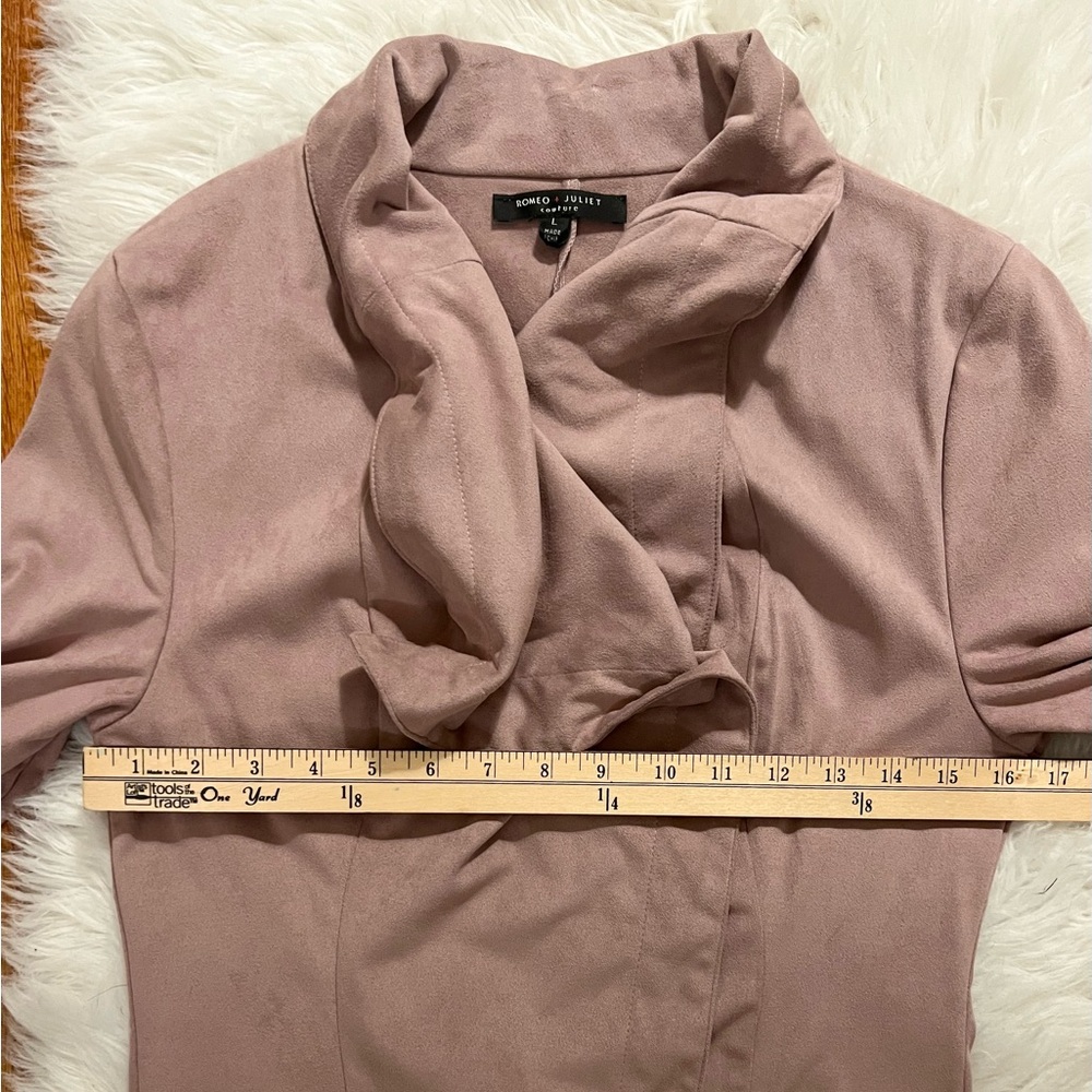 Jacket - Picture 7 of 8